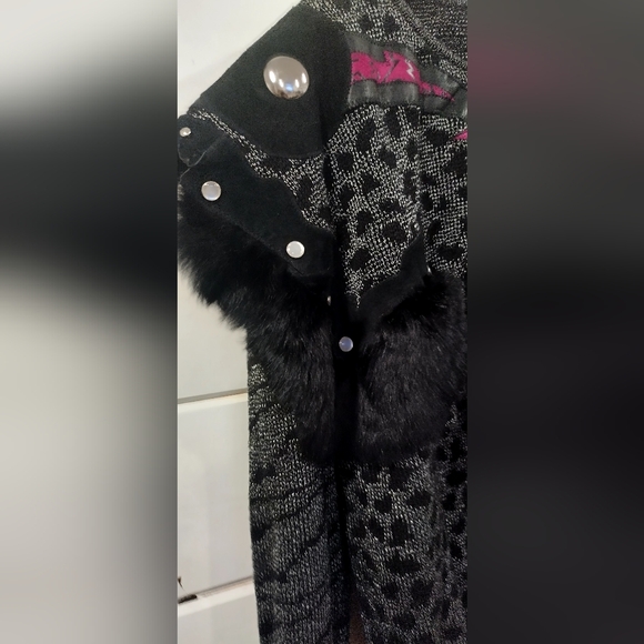 Vintage 1980s Graced by Starr Large Rocker Sweater - Picture 2 of 14